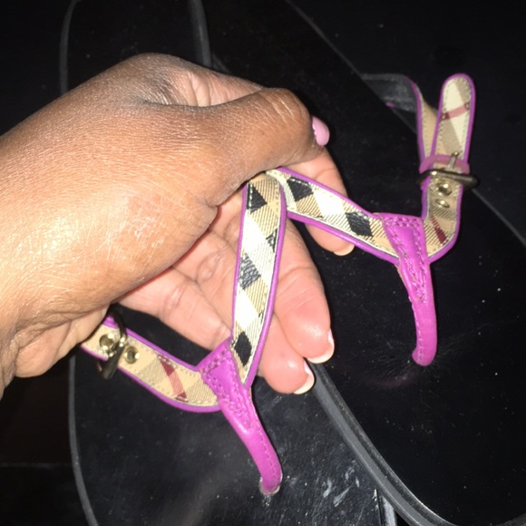 Burberry sandals - Picture 3 of 4
